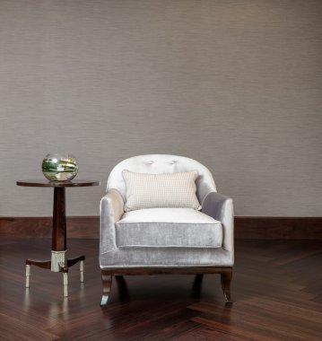 Sehpa sandalye kombinasyonu 