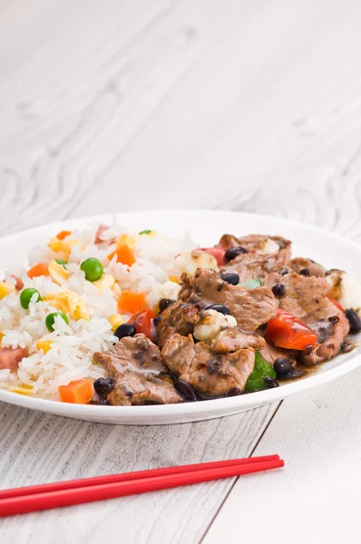 Vegetable beef fried rice — Stock Photo, Image