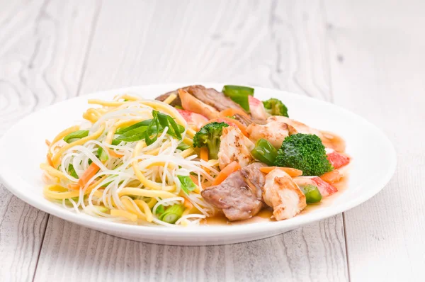 Noodles with Chicken Beef and Crab Stick — Stock Photo, Image