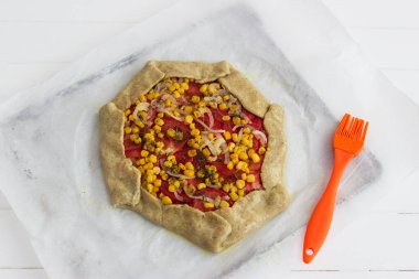 Fırından önce zengin hamur işlemleri