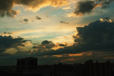 Manzaralı gökyüzü bulutu uçak gibi