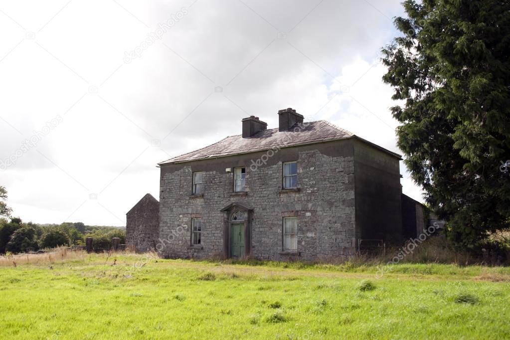 old abandoned farmhouse in Longford