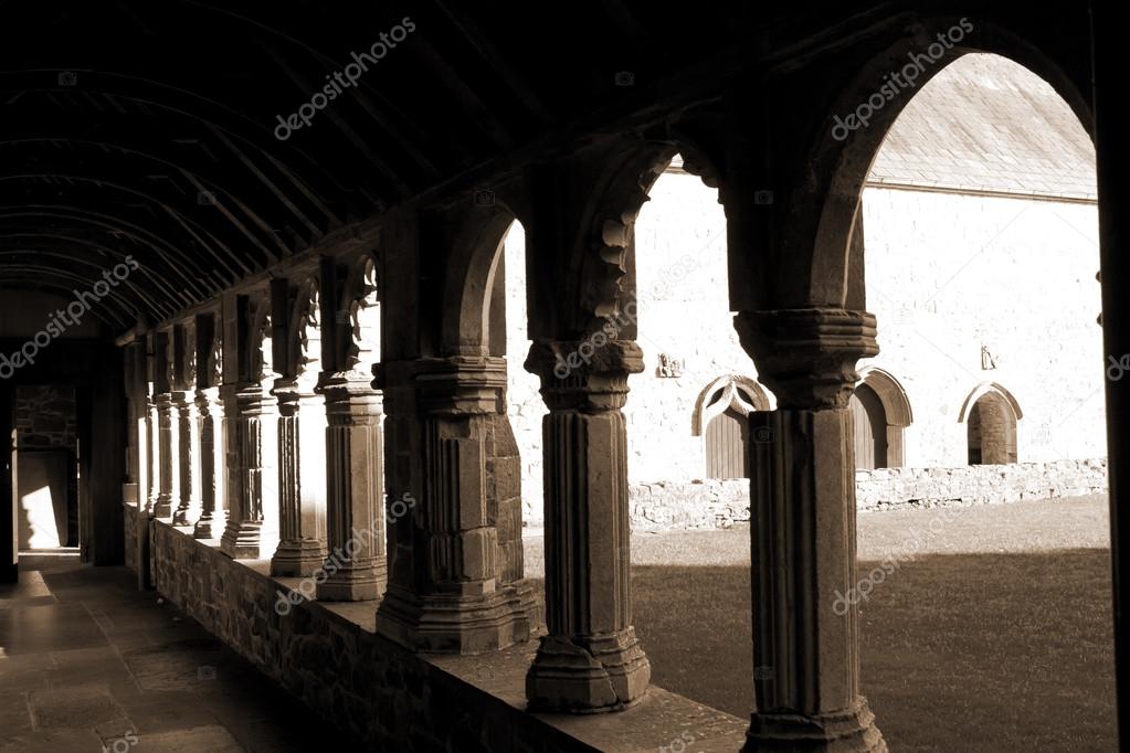 sepia arches in Holycross abbey
