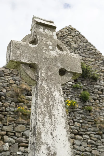 Starý kámen celtic cross hlavy — Stock fotografie