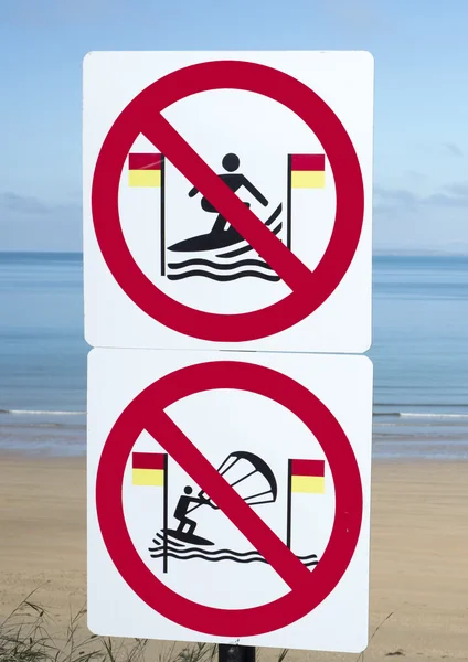 Signes pour les surfeurs à ballybunion Images De Stock Libres De Droits