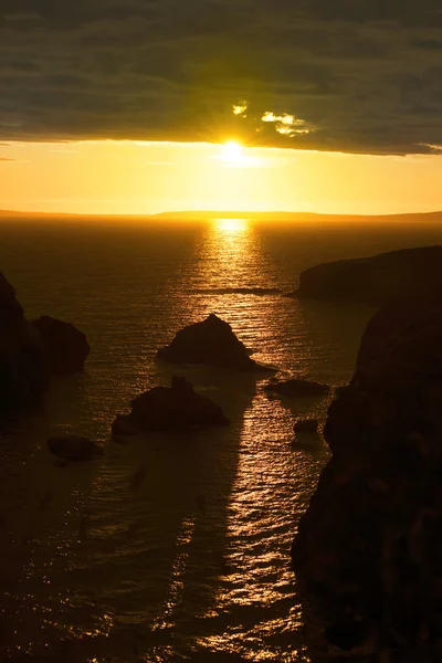 野生の大西洋の道に沈む夕日 — ストック写真