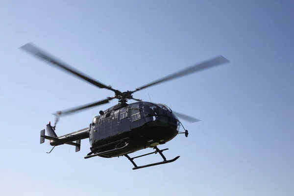 飞机-黑色直升机 — 图库照片