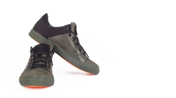 Kleding Schoenen Accessoires Nieuwe Paar Groene Oranje Sneakers Geïsoleerde Witte — Stockfoto