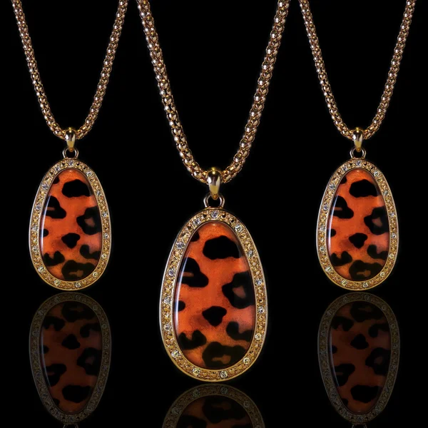 Jewelry. Necklace leopard — Stock Photo, Image