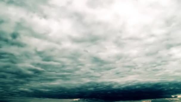 Lucht Wolken Bij Zonsondergang Achtergrond — Stockvideo