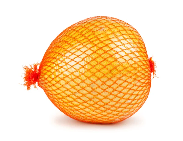 Egyetlen pomelo gyümölcs műanyag hajszálkereszt csomagolva — Stock Fotó
