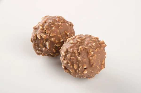 Coklat bola atau coklat truffle di latar belakang . — Stok Foto