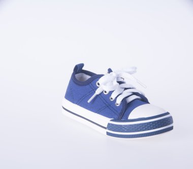 Ayakkabı. arka plan üzerinde çocuğun ayakkabıları. bir arka plan üzerinde çocuk ayakkabı