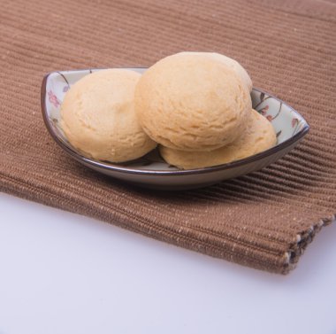 tanımlama bilgilerini veya bir arka plan üzerine tereyağlı kurabiye.