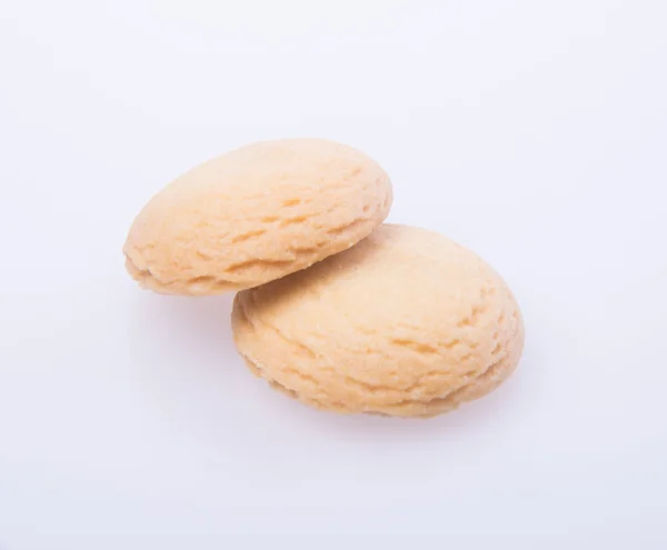 Cookies ou biscuits au beurre sur un fond . — Photo