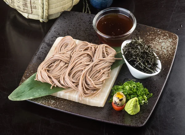 Ιαπωνική κουζίνα. udon στο παρασκήνιο — Φωτογραφία Αρχείου