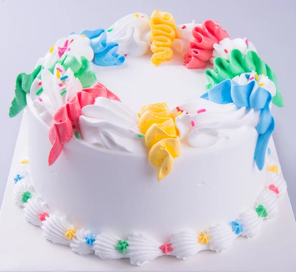 Kuchen. Eiskuchen im Hintergrund — Stockfoto