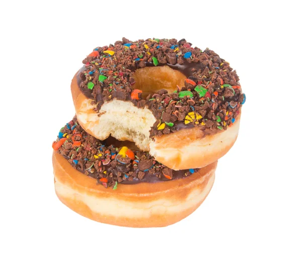 Beyaz arka planda çikolatalı çörekler.