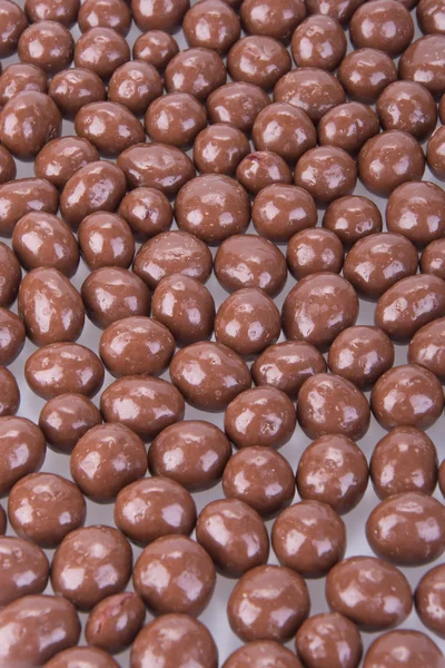 Bolas de chocolate. bolas de chocolate em um fundo — Fotografia de Stock