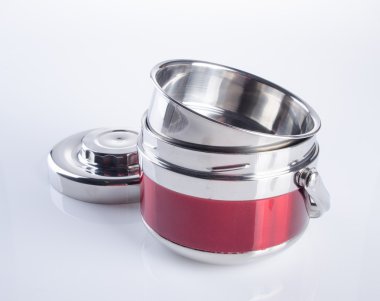 Gıda kabı tiffin, arka plan üzerinde gıda kabı.