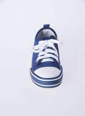 Ayakkabı. arka plan üzerinde çocuğun ayakkabıları. bir arka plan üzerinde çocuk ayakkabı