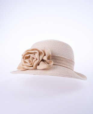 Bayan ya da çiçek ile oldukça hasır şapka şapka.