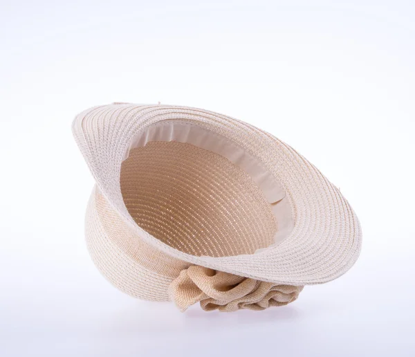 Kapelusz dla Pani lub ładny Słomkowy kapelusz z kwiatem. — Zdjęcie stockowe
