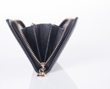 m-cüzdan. çanta bir arka plan üzerine açık