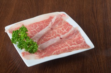 Japon mutfağı. sığır eti dilim arka planda