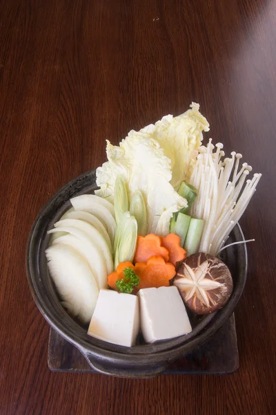 Cocina japonesa. olla caliente en el fondo — Foto de Stock