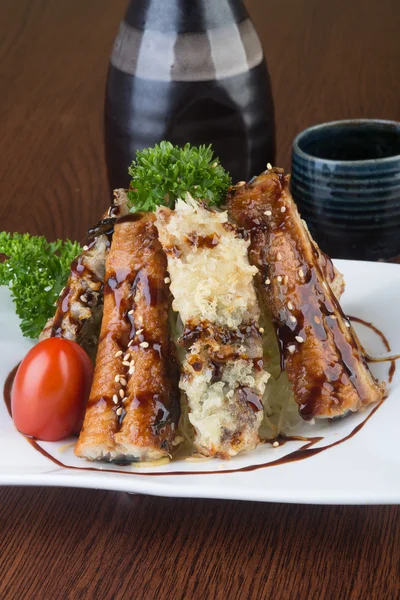 Cocina japonesa. unagi o anguila en el fondo — Foto de Stock