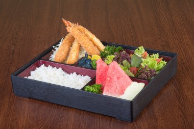 Japon mutfağı. Öğle Yemeği kutu set arka planda