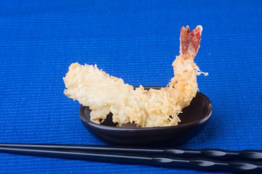 Japon mutfağı. arka planda tempura karides