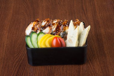 Japon mutfağı. Unagi veya arka planda yılan balığı