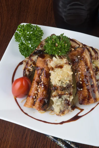 Japanse keuken. Unagi of paling op de achtergrond — Stockfoto