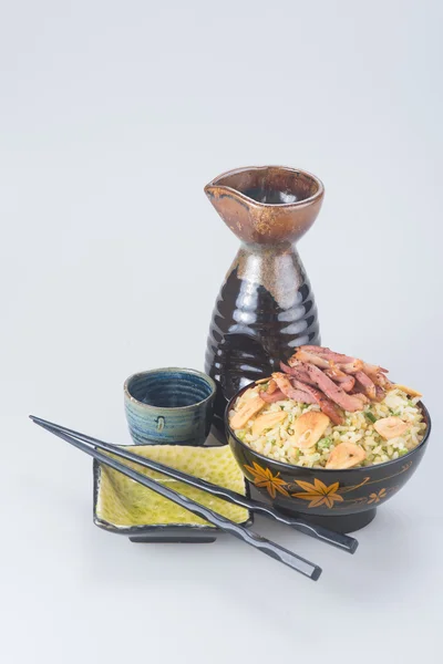 Japansk mat. ingefära stekt ris på bakgrunden — Stockfoto