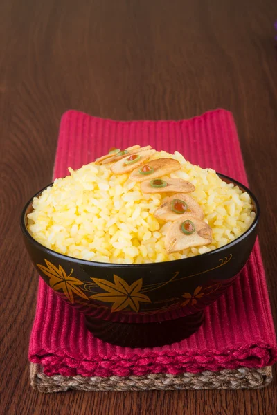 Cocina japonesa. arroz frito de jengibre en el fondo —  Fotos de Stock