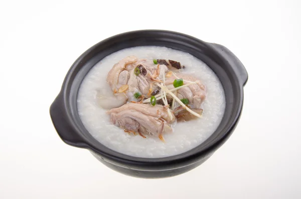 V připravované v hliněném hrnci podává tradiční čínské kaše rýžové kaše Royalty Free Stock Obrázky