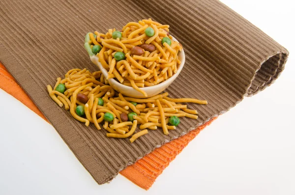 Murukku o merienda tradicional india en el fondo . —  Fotos de Stock