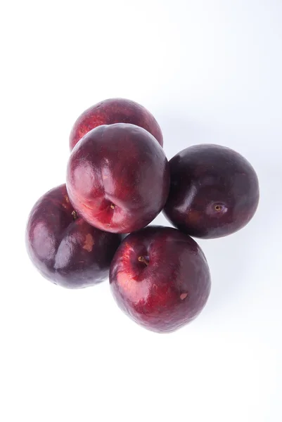 Plum. buah plum matang di latar belakang — Stok Foto