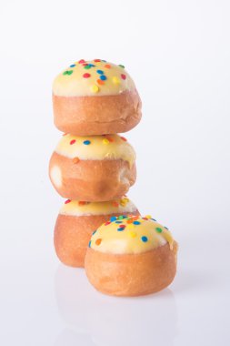 arka planda tatlı mini donut