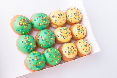 arka planda tatlı mini donut