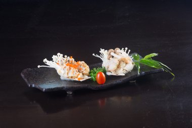 Japon mutfağı. arka planda kabuk balık ızgara