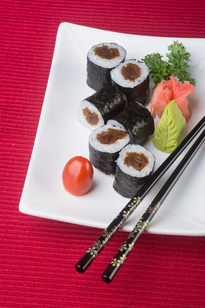 Masakan Jepang. sushi di latar belakang — Stok Foto