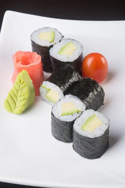 Masakan Jepang. sushi di latar belakang — Stok Foto