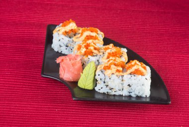 Japon mutfağı. Arka planda suşi var.