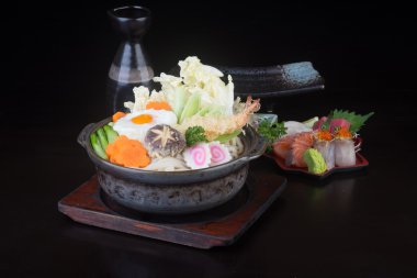 Japon mutfağı. Udon arka planda