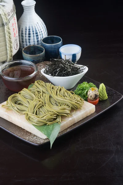 Japanische Küche. udon auf dem Hintergrund — Stockfoto