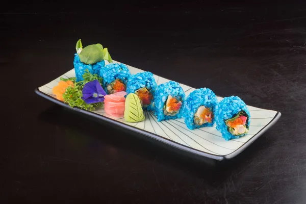 Cucina giapponese. sushi sullo sfondo — Foto Stock