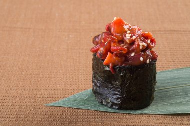 Japon mutfağı. arka planda suşi ahtapot